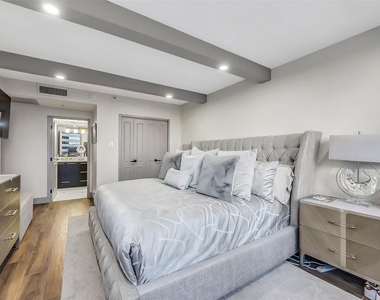 1111 Caroline Street - Photo Thumbnail 9