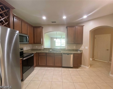 9528 Brookville Court - Photo Thumbnail 18