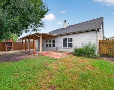3223 Legends Creek Drive - Photo Thumbnail 19