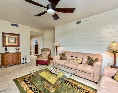 2190 Arielle Drive - Photo Thumbnail 3