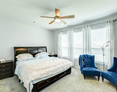 27985 Seger Bend Trail - Photo Thumbnail 8