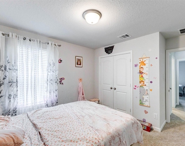 27985 Seger Bend Trail - Photo Thumbnail 16