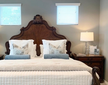 9303 Bauer Vista Drive - Photo Thumbnail 7
