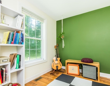 12 Woodside - Photo Thumbnail 16