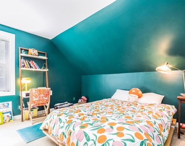 12 Woodside - Photo Thumbnail 19