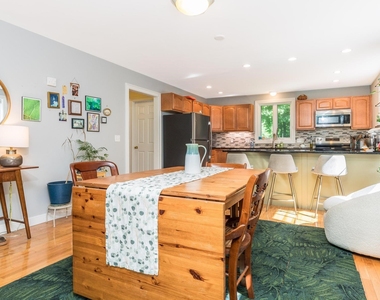 12 Woodside - Photo Thumbnail 8