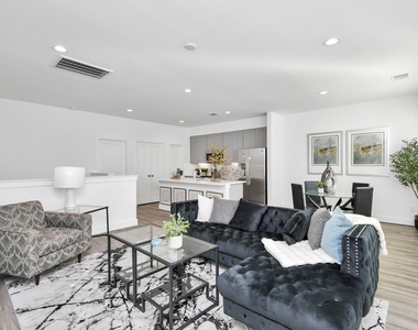 9006 Laverne Laurel Lane - Photo Thumbnail 23