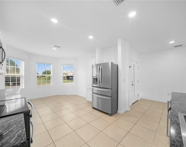 10464 Canal Brook Lane - Photo Thumbnail 6