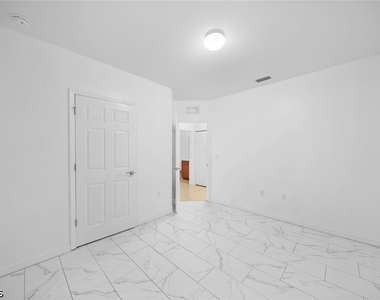 10464 Canal Brook Lane - Photo Thumbnail 20
