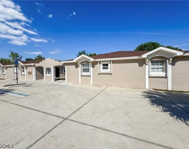 1321 Se 8th Avenue - Photo Thumbnail 26