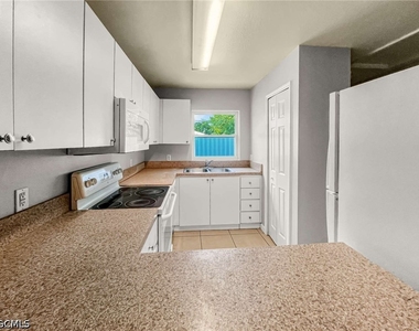 1321 Se 8th Avenue - Photo Thumbnail 19