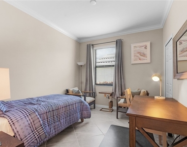 15120 Cortona Way - Photo Thumbnail 17