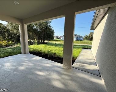 2714 47th Street W - Photo Thumbnail 3