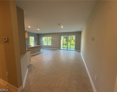 2714 47th Street W - Photo Thumbnail 4