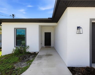 619 Cultural Park Boulevard S - Photo Thumbnail 16