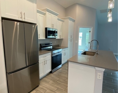 2215 Hogan Drive - Photo Thumbnail 2