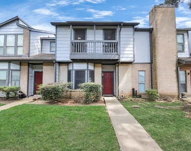 12400 Brookglade Circle - Photo Thumbnail 1