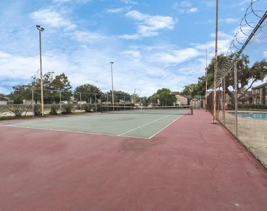 12400 Brookglade Circle - Photo Thumbnail 30