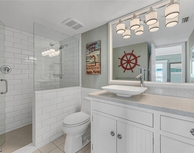 995 9th Avenue S - Photo Thumbnail 7