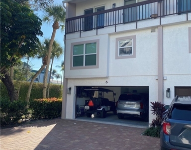 995 9th Avenue S - Photo Thumbnail 14