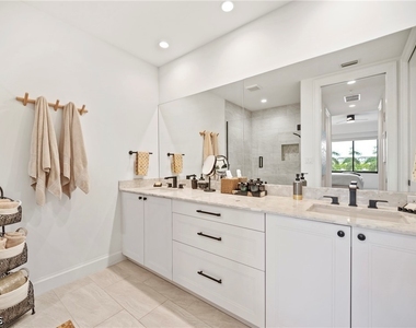 1111 Central Avenue - Photo Thumbnail 21