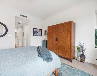 1111 Central Avenue - Photo Thumbnail 20