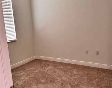 26527 Robin Way - Photo Thumbnail 11