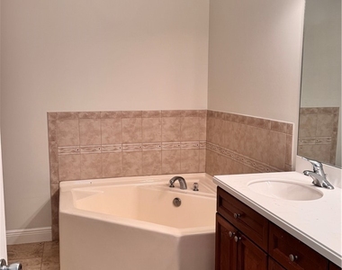 26527 Robin Way - Photo Thumbnail 6