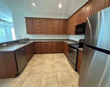 26527 Robin Way - Photo Thumbnail 10
