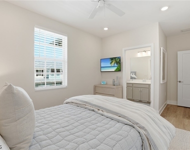 26380 Coco Cay Circle - Photo Thumbnail 33