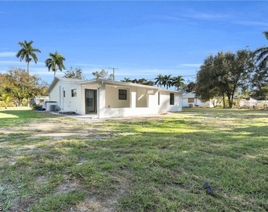 356 New York Drive - Photo Thumbnail 31