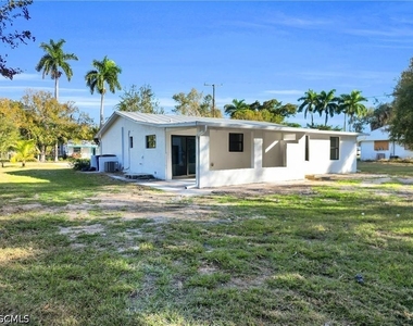356 New York Drive - Photo Thumbnail 34