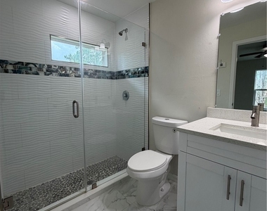 4715 26th Street Sw - Photo Thumbnail 9