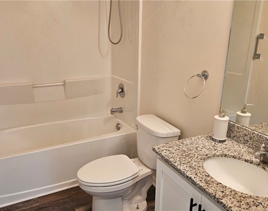 9028 Aegean Circle - Photo Thumbnail 9