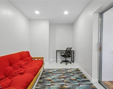 1721 Se 6th Lane - Photo Thumbnail 30