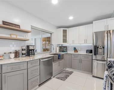1721 Se 6th Lane - Photo Thumbnail 41
