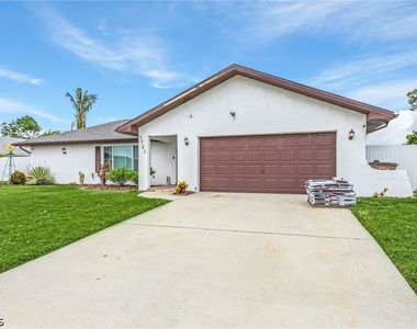 1721 Se 6th Lane - Photo Thumbnail 2