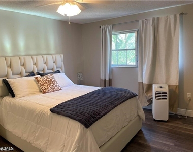 3706 Broadway - Photo Thumbnail 5