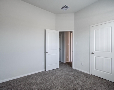 2009 Cedar Branch Drive - Photo Thumbnail 22