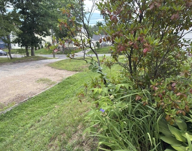 573 Spruce - Photo Thumbnail 24