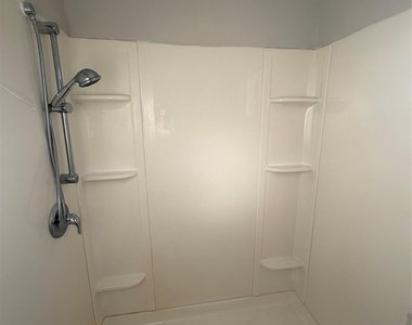 3310 Forest Glen Street - Photo Thumbnail 5