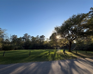 3310 Forest Glen Street - Photo Thumbnail 16