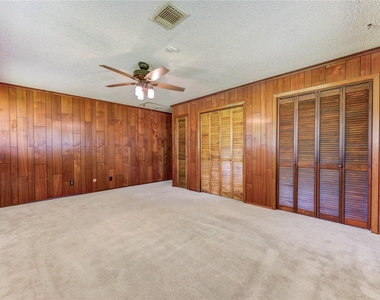 4704 1st Street - Photo Thumbnail 22