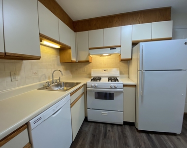 383 Huse - Photo Thumbnail 6