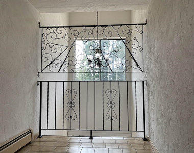 383 Huse - Photo Thumbnail 32