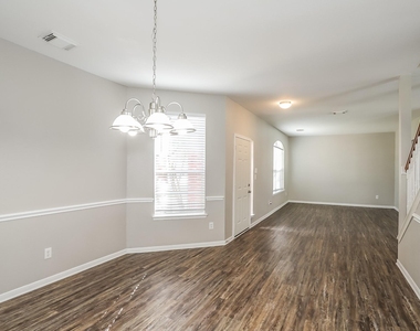 16318 Autumn Leigh Drive - Photo Thumbnail 3