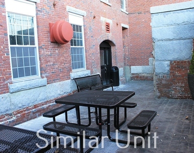 300 Bedford - Photo Thumbnail 9