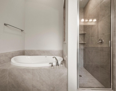 150 Mayfield Drive - Photo Thumbnail 18