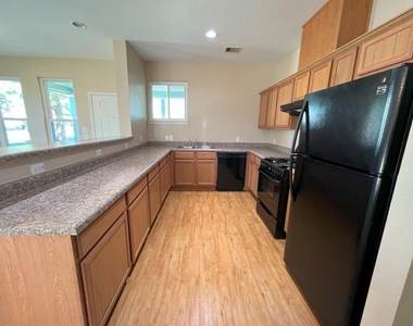 5030 Marietta Lane - Photo Thumbnail 18