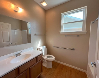 5030 Marietta Lane - Photo Thumbnail 10